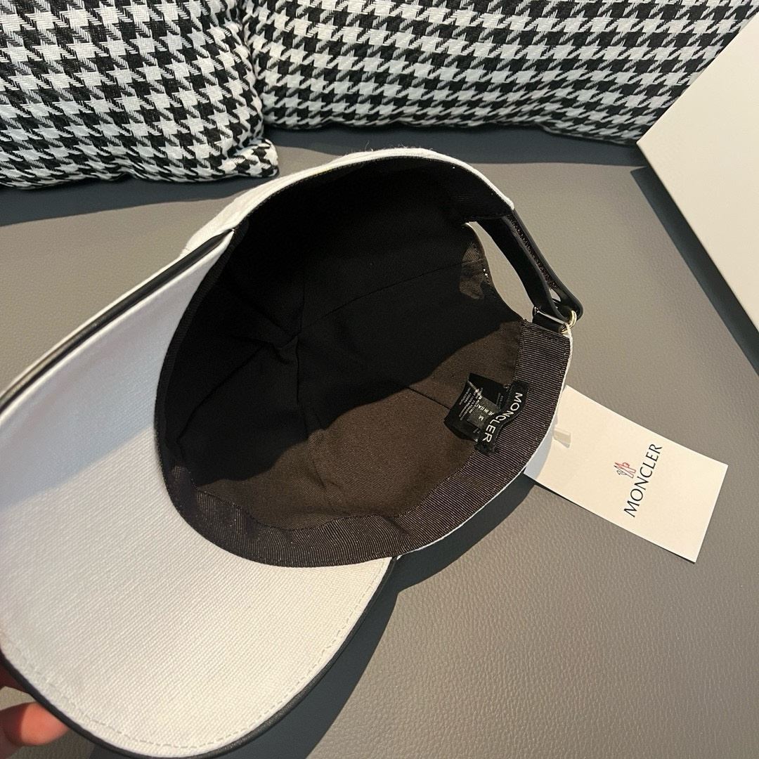 Moncler Caps